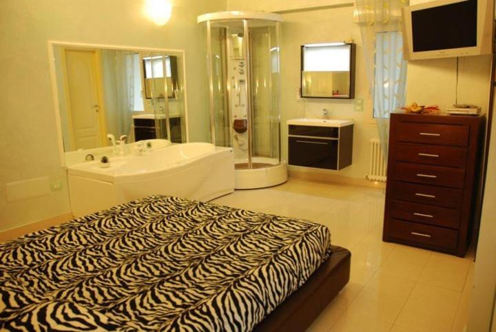 Hotel Residence Veliero Riccione Habitación foto
